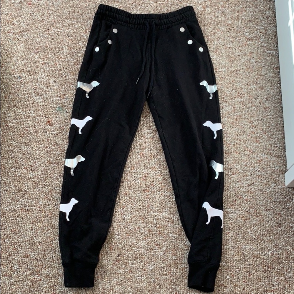 black vs pink sweatpants